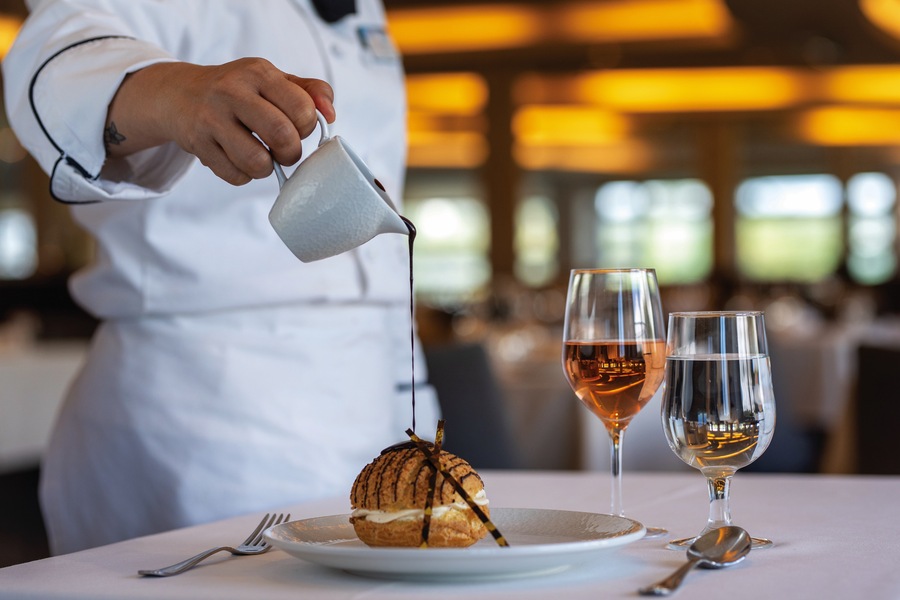 Marella Cruises, Marella Explorer 2 Piccadilly's Restaurant 3 ©TUI.jpg